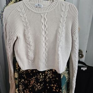 Women's Cable Knit Sweater - Cream